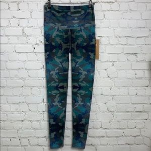 Niyama sol barefoot camo legging